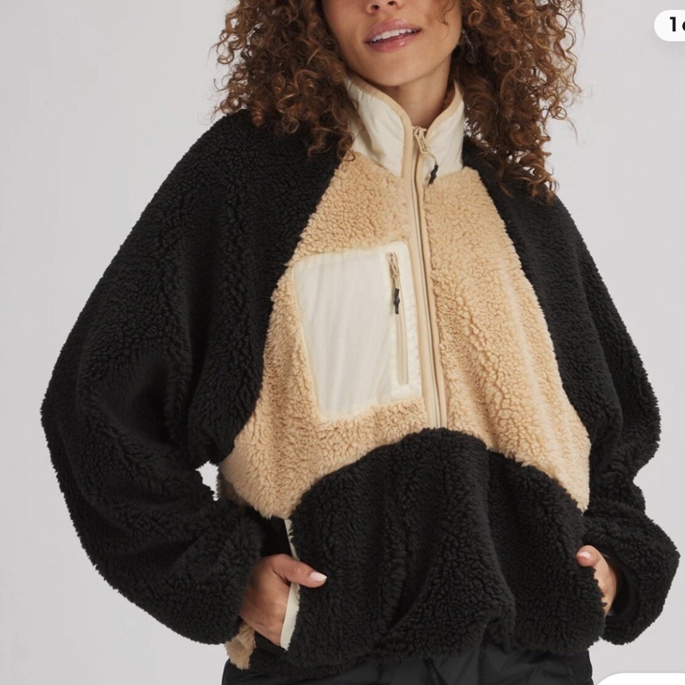 Stoic MTN 1/2 Zip High Pile Fleece Cozy Black and Beige Sherpa Jacket Pullover